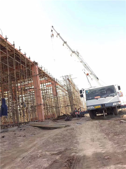 临渭区吊车作业的安全注意事项有哪些？